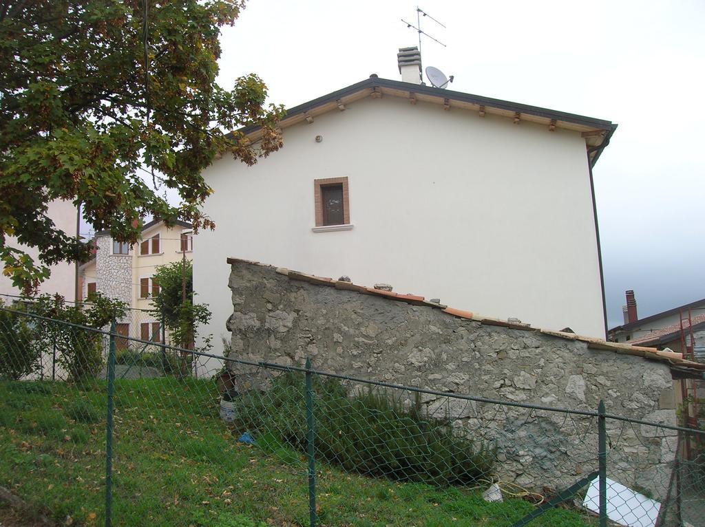 Villa Montagna & Relax Castel Di Sangro Exterior foto
